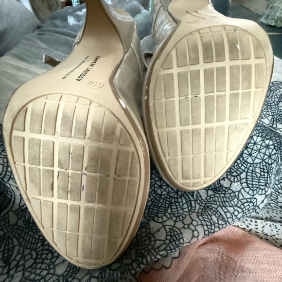 Patent Leather Chinese Laundry heels.  *Like new!!**  F*ck me pumps!!! - Picture 14 of 14